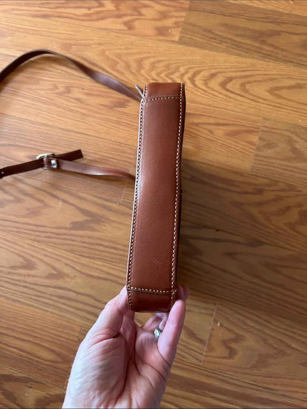 Two-Tone Black and Brown Leather Crossbody Bag - Picture 2 of 6